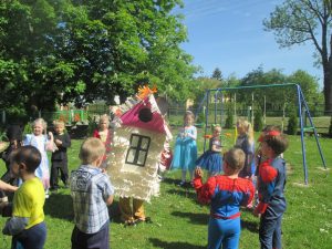 Read more about the article Pasakų personažų šventė
