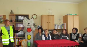 Read more about the article Eilėraščių konkursas “Saugus kai žinai”