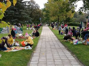 Read more about the article Paroda „Supyniau spalvas į vainiką”