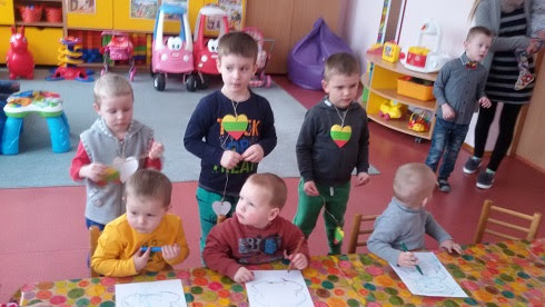 You are currently viewing Tautiškumo ir pilietiškumo ugdymas ,,Drugelių“ grupėje.
