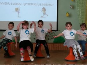 Read more about the article Vaikų konferencija “Gyvenu sveikai – sportuoju linksmai”
