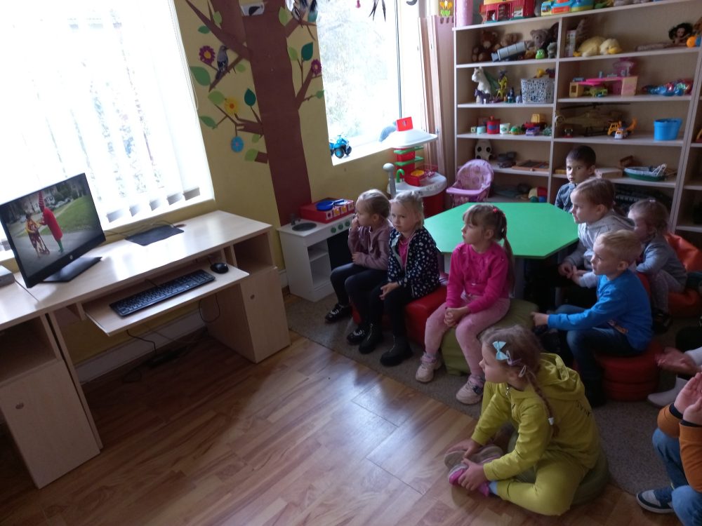 You are currently viewing “Kiškučių” grupės ugdytinių “Saugaus eismo savaitė”