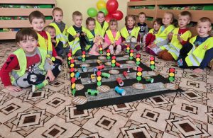 Read more about the article “Drugelių” grupės saugaus eismo savaitė