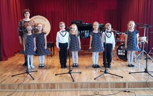 Read more about the article Jaunųjų atlikėjų festivalis “Mano mėgstamiausia daina” Radviliškio muzikos mokykloje
