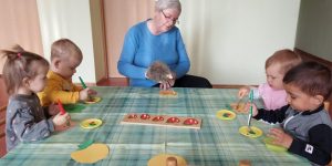 Read more about the article Patyriminio ugdymo savaitė Šeduvos lopšelio-darželio ,,Katinėlių“ grupėje