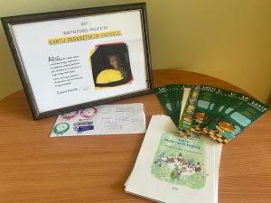 Read more about the article Tarptautinis projektas „Kartu paskaitykim knygelę“